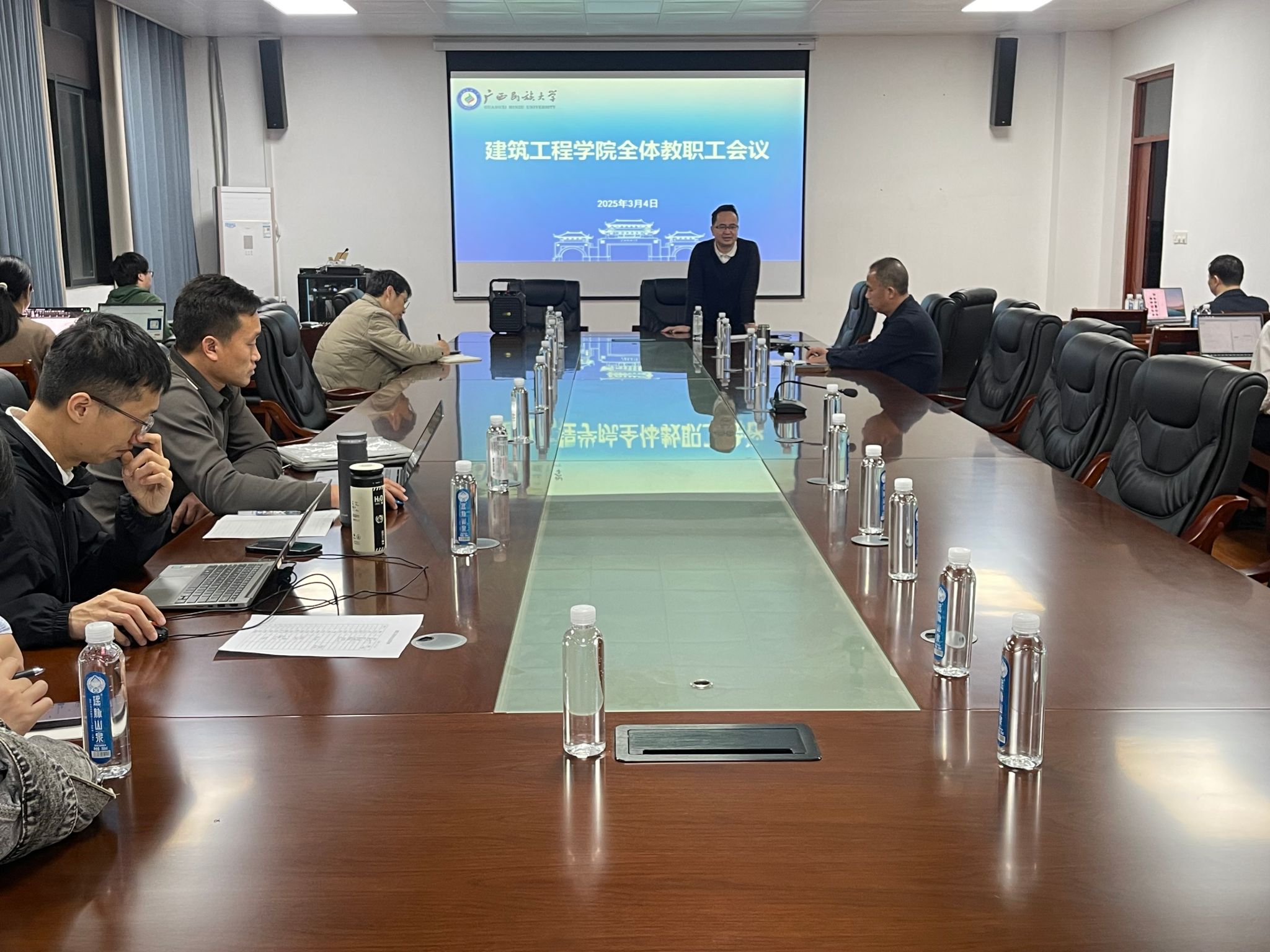 betway必威西汉姆联